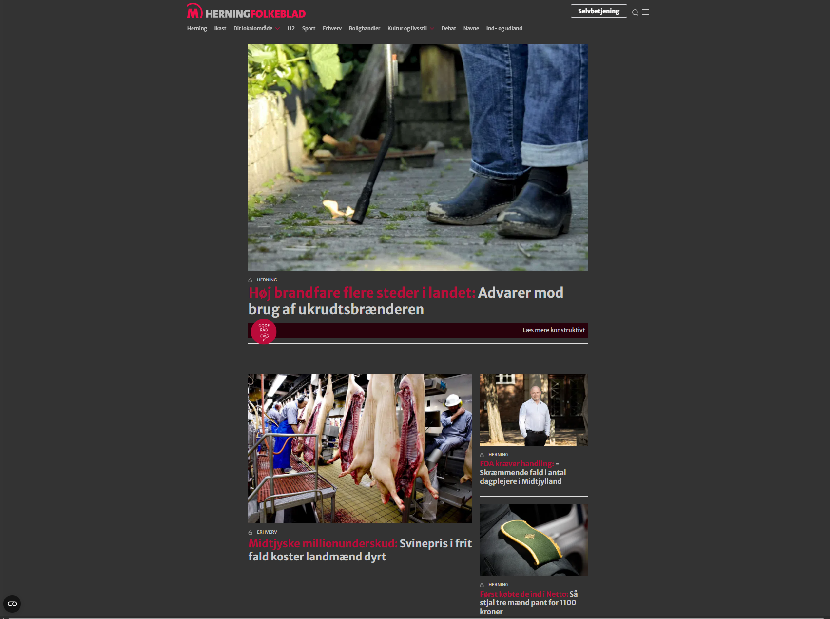 Billede af herningfolkeblad.dk forside i dark mode